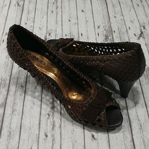 BONGO "Breezy" Vegan Open Toed Brown Heels